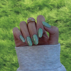 Glacier Water Green with Shimmer Dip Powder For Nails showcasing a shimmering green manicure, perfect for a refreshing, sparkling style.