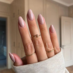 Pale Grayish Mauve Dip Powder Nails for a subtle and sophisticated mauve pedicure.