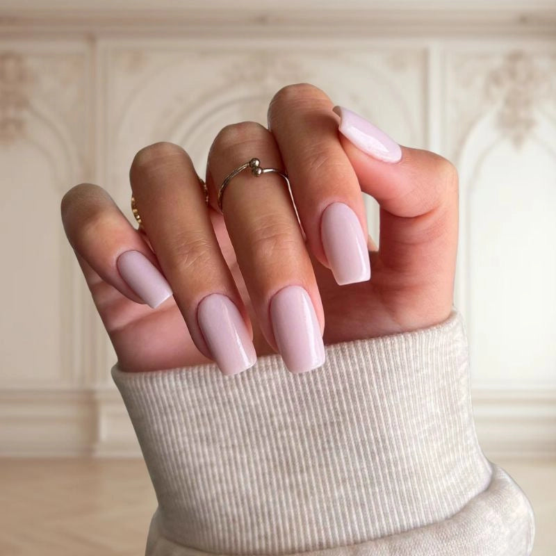 Pink Lavender Dip Powder For Nails showcasing a soft pink-lavender manicure for a gentle, feminine look.