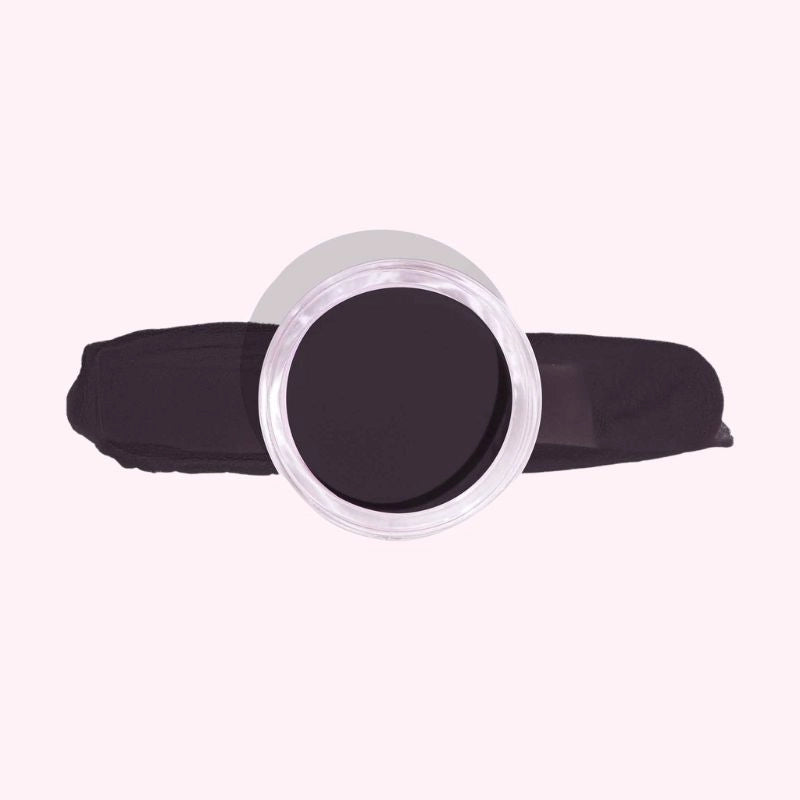 Classic Black Dip Powder for Nails – Bold, long-lasting color for DIY manicures.