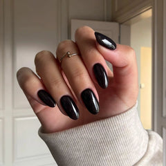 Classic Black Dip Powder – Perfect for creating flawless DIY manicures.