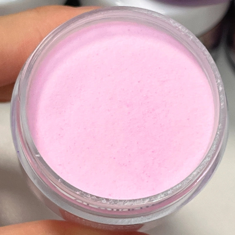 Romantic and gentle pink nails created with Cotton Kiss dip powder