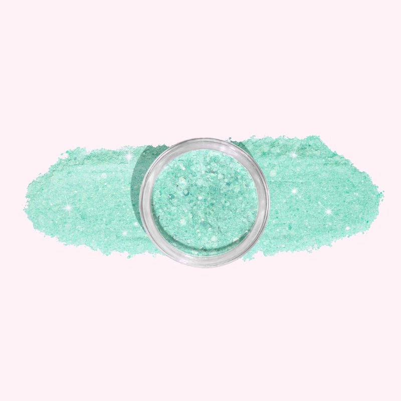 Mint Sparkle Dip Powder for Nails – Refreshing mint green with multi-colored glitter for a sparkling finish.