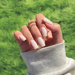 Creamy Beige Dip Powder - Create Natural, Sophisticated Nail Looks with Ease