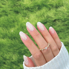 Glamorous manicure using Pearl Glow Dip Powder for Nails with its stunning pearl shimmer and bling effect.