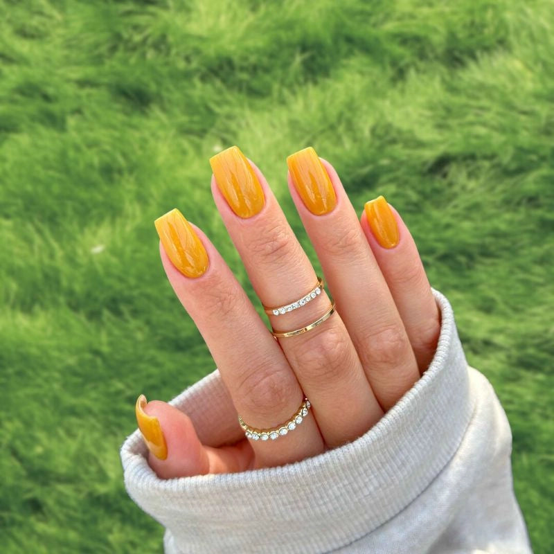 Vibrant Fashion Yellow Nail Powder – Ideal for creating bold and modern manicures with a pop of color.